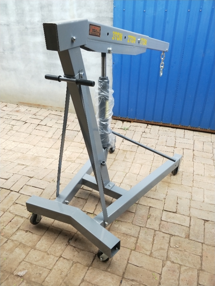 汽車發動機吊機